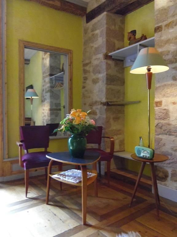 مبيت وإفطار Cuiseaux Place Des Nobles الغرفة الصورة